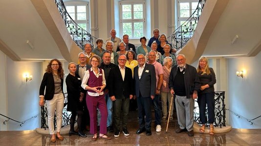 Die Reisegruppe wurde im Rathaus von Piotr Krzystek, dem Stadtpräsidenten von Stettin, empfangen. Bildnachweis: Deutsch-Europäisches Bildungswerk in Hessen
